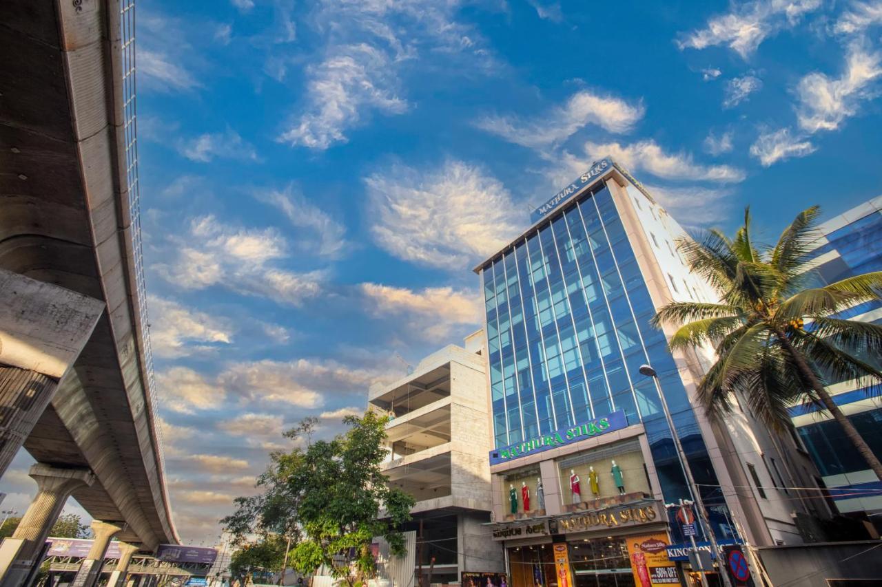 Kingston Hotel Bangalore Esterno foto