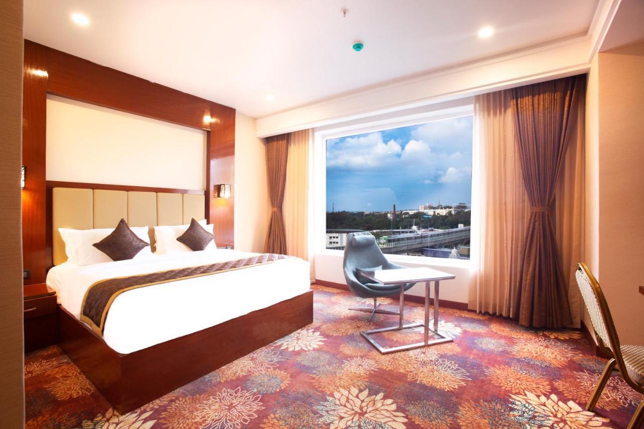 Kingston Hotel Bangalore Esterno foto