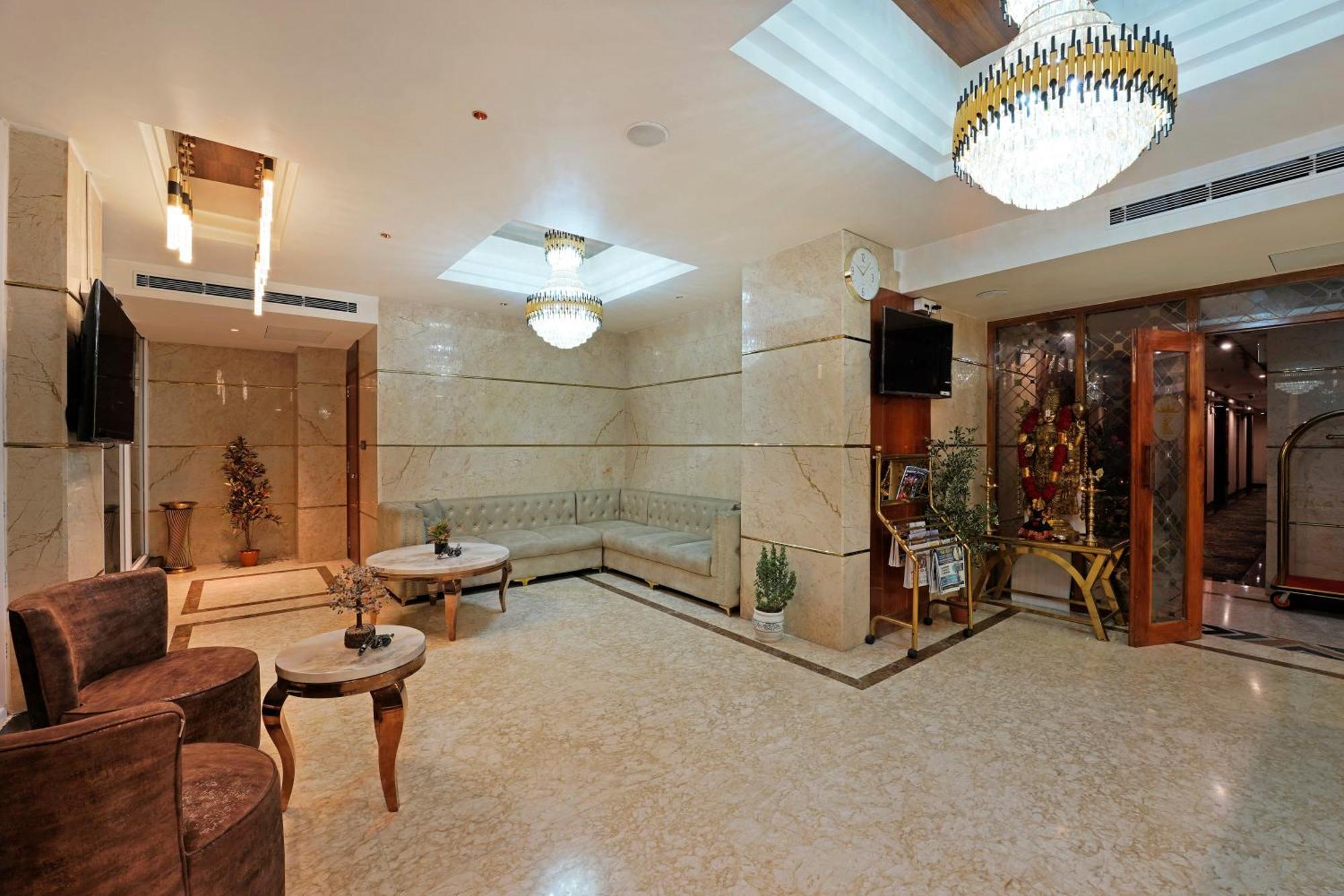 Kingston Hotel Bangalore Esterno foto