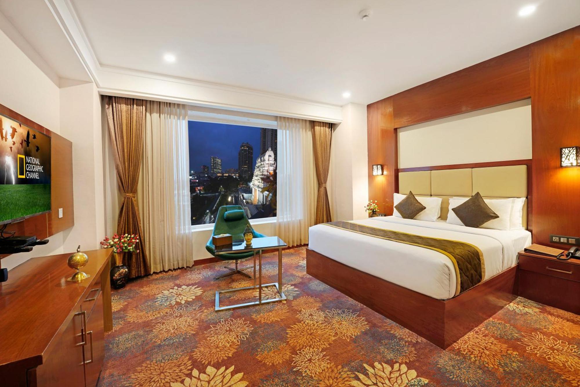 Kingston Hotel Bangalore Esterno foto