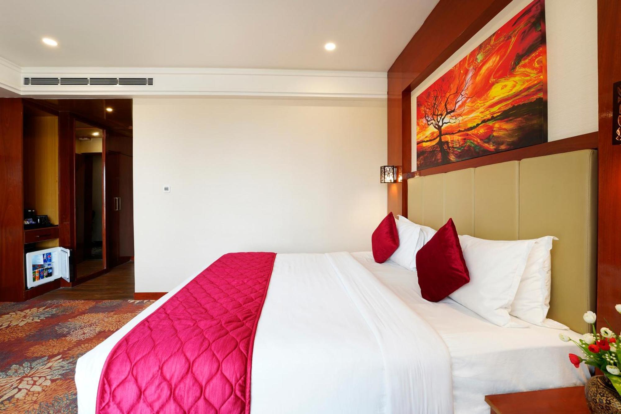 Kingston Hotel Bangalore Esterno foto