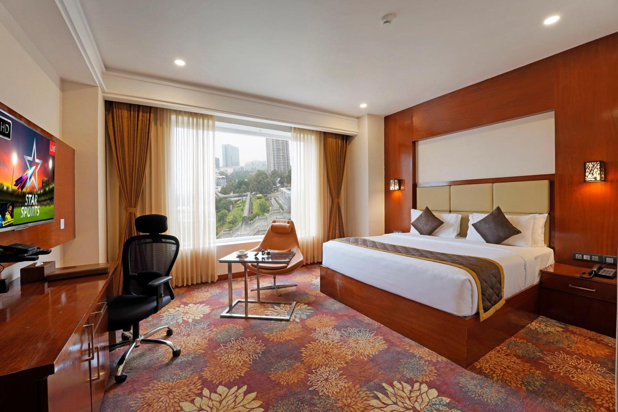 Kingston Hotel Bangalore Esterno foto